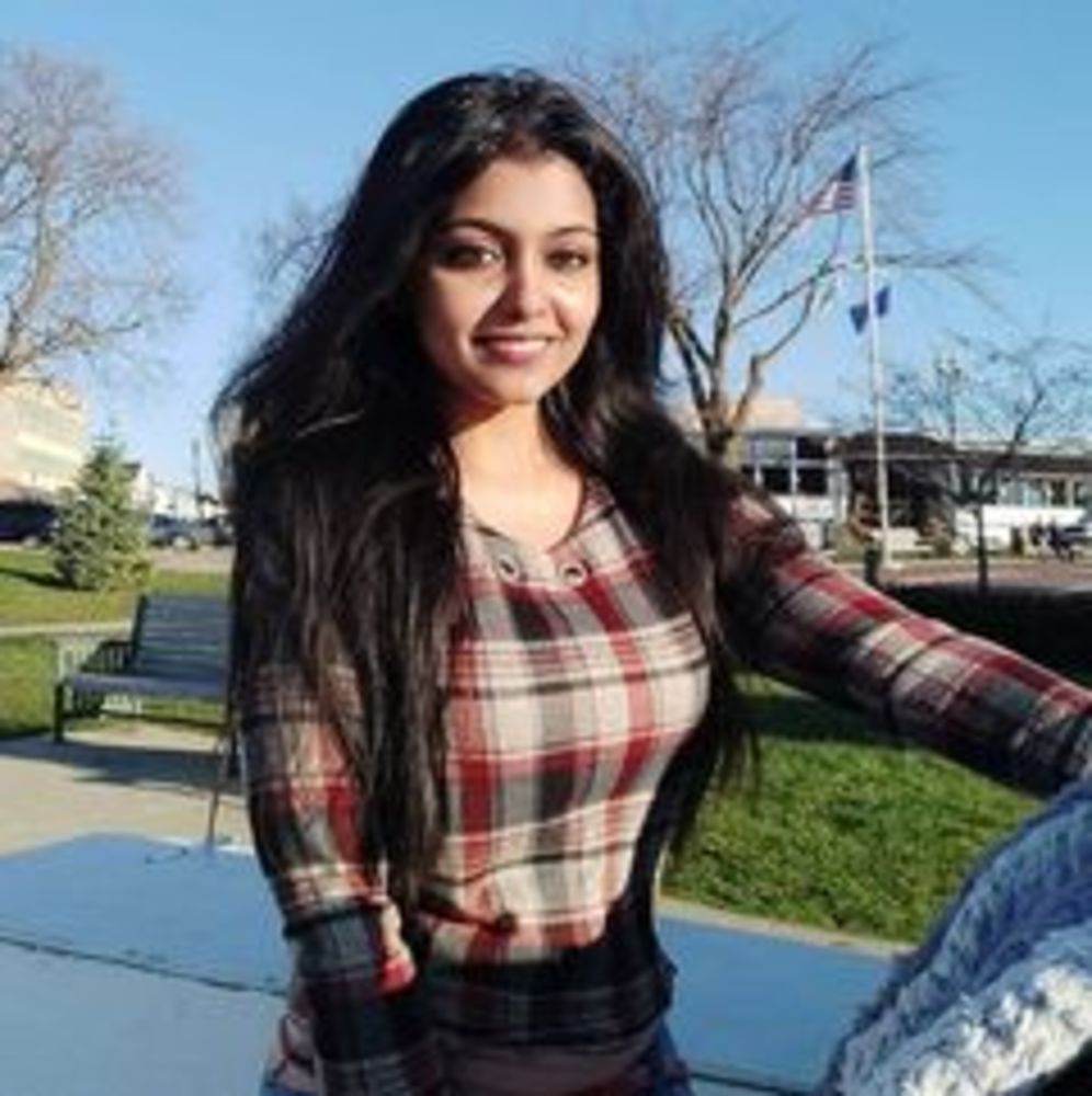 Meet your Posher, Helen elizabeth